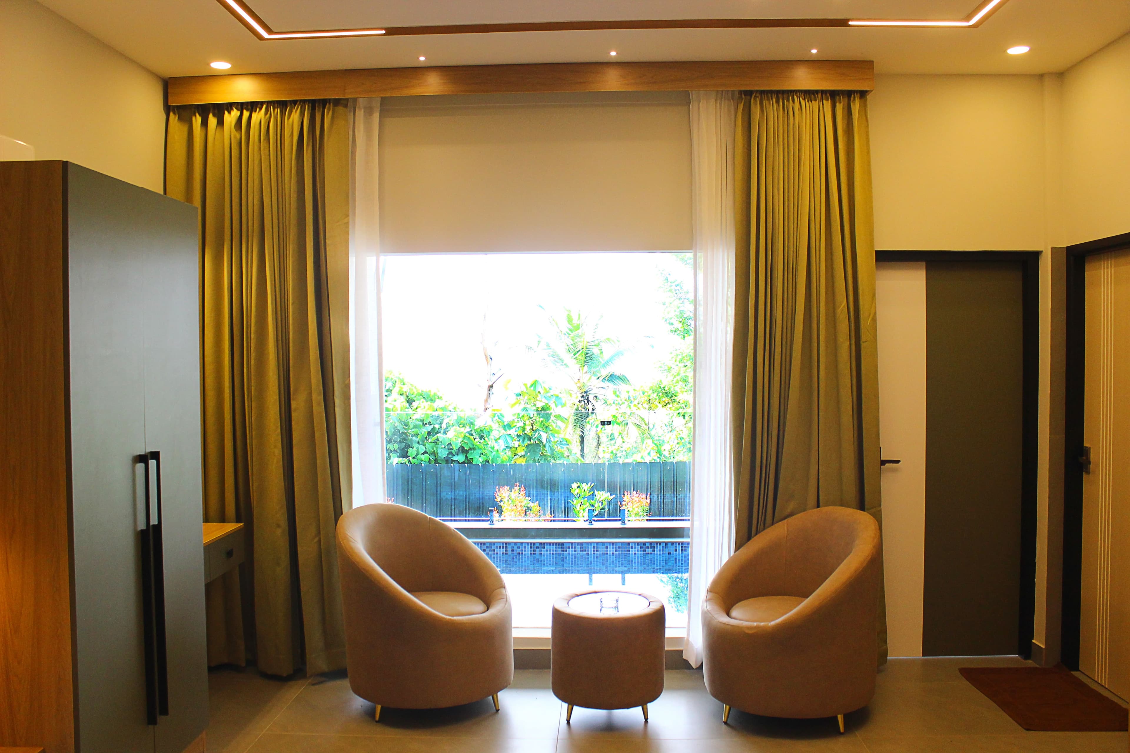 room-cover